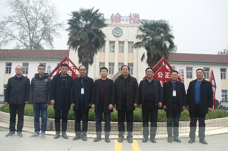 市教育厅成人高等教育评估专家组莅临我…